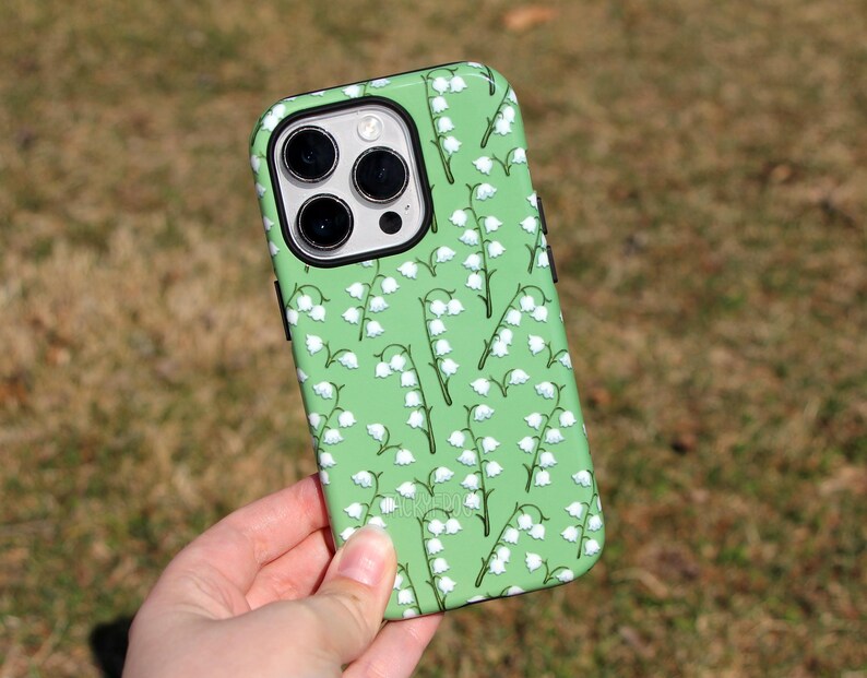 Étui de portable robuste Muguet pour iPhone® et Samsung Galaxy® | Jolie trousse verte à motifs floraux nature et jardin pour le printemps et l'été image 4