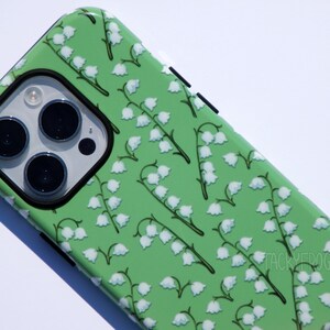 Étui de portable robuste Muguet pour iPhone® et Samsung Galaxy® | Jolie trousse verte à motifs floraux nature et jardin pour le printemps et l'été image 6