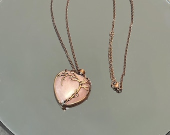 Rose Quartz Heart Pendant Necklace - Elegant Design with Chain Attachment for Stylish Wear - Heart Shape & Chain Included