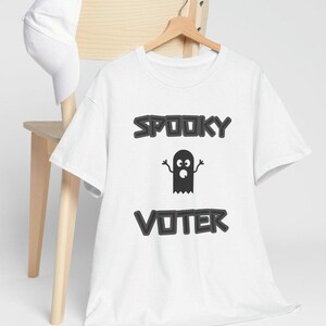 Gruseliges Wähler Unisex T-Shirt, Halloween-Abstimmung Shirt, politisches Wahl T-Shirt, Wahlrecht Shirt, Halloween-Kostüm, Wählergeschenk, Wahltag