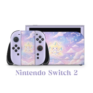 Op de afbeelding: Een Nintendo Switch 2 console en controller set met een lichtpaarse basiskleur en een pastelkleurige luchtgraphic. Het ontwerp bevat wolken, sterren, sterrenbeelden en een geel stervormig personage. De tekst Nintendo Switch 2 is zichtbaar.