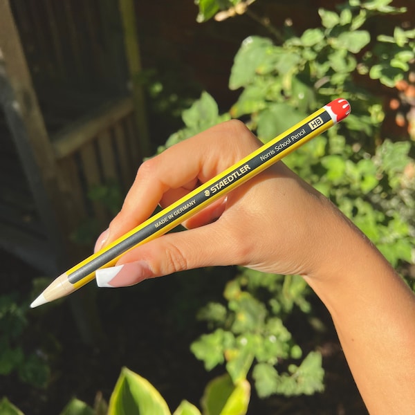 Apple Pencil Skin Wrap Amarillo Escuela Lápiz Estilo HB Premium Vinilo Pegatina Procreate