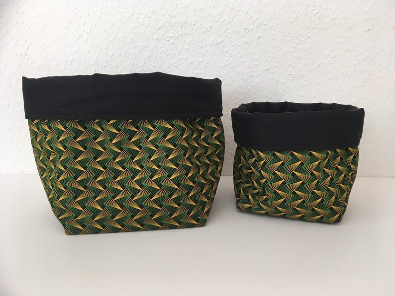 Large and small storage baskets made from South African Shweshwe fabric image 1