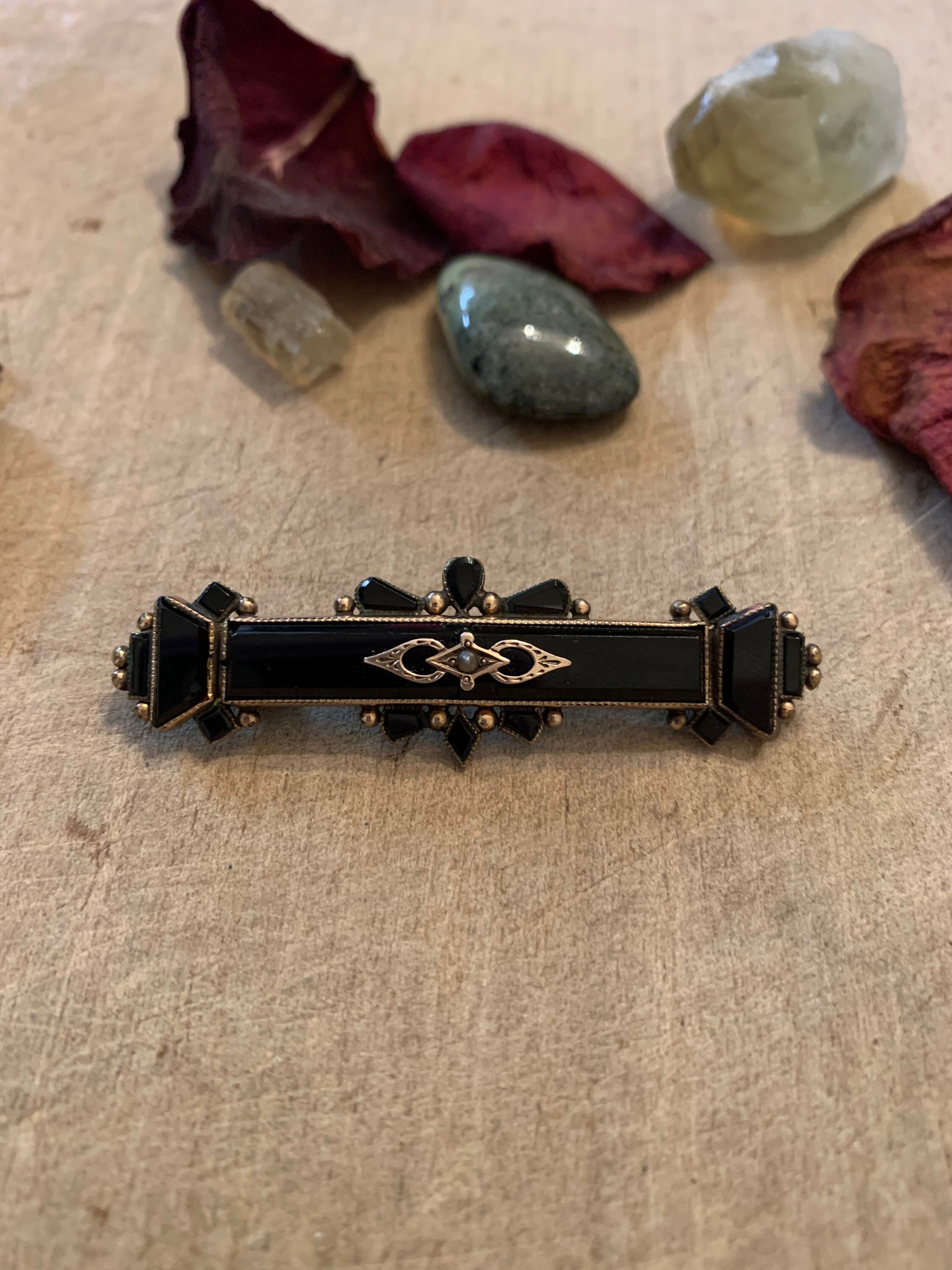 Vintage Black Pearl Brooch - Etsy