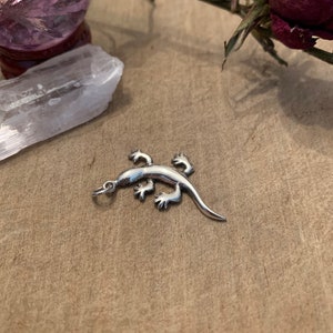 Vintage Sterling Silver Gecko / Lizard Pendant / Charm