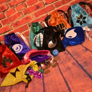 Pokemon Samt Würfel Geschenktüten Kordel -Elemente, Arten. Karten, Geschenk, D & D, Tabletop