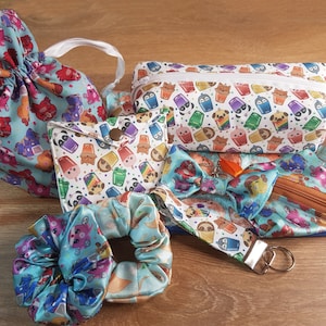 Pacchetto regalo Cibo x Animali: elastico per capelli, astuccio, portafoglio, borsa per dadi, portachiavi, fiocco per capelli, chibi, razze, pancake, Boba, rane arcobaleno