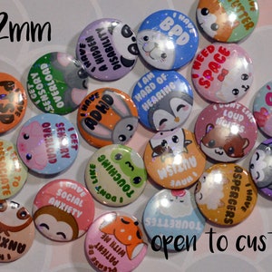 Emblemas de deficiências ocultas de 32 mm, animais, SII, TDAH, TEPT, sons de gatilho, não gosto, toc personalizado