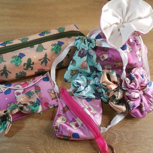 Pacchetto mob FF - Toberry, moogle, cactuar, nostalic, ffxiv, fantasy, carino, chibi, astuccio, scrunchie, fiocco per capelli, baccello, portafoglio, borsa per dadi