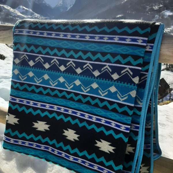 Plaid, couverture, jeté de canapé chaud, doux et hypoallergénique, motifs amérindiens et géométriques, bleu