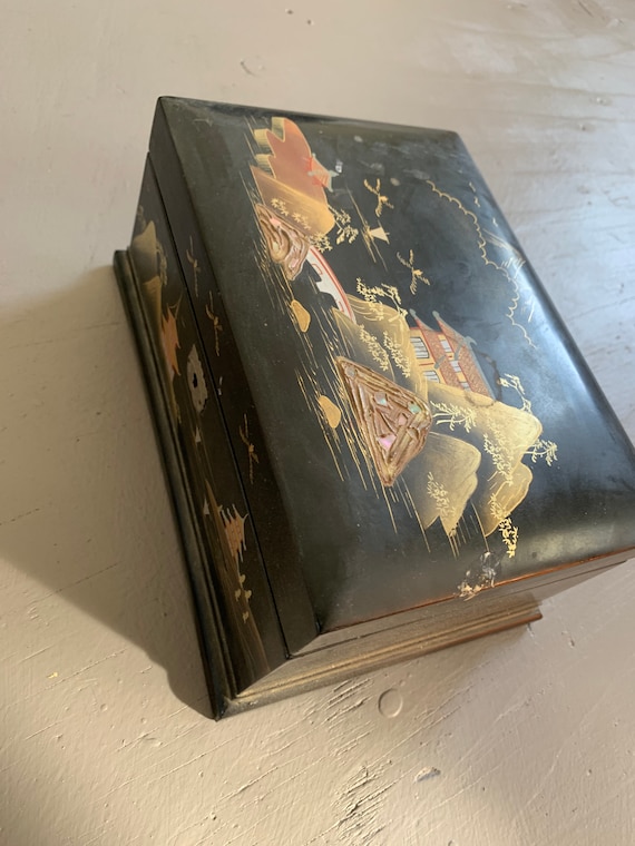 Enchanting Music Box - Asia Themed tune