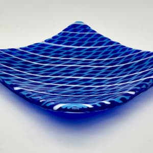 444-Shades of blue and white spiraled cane fused glass plate