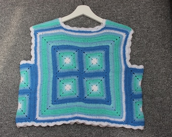 Crochet square vest (blue)