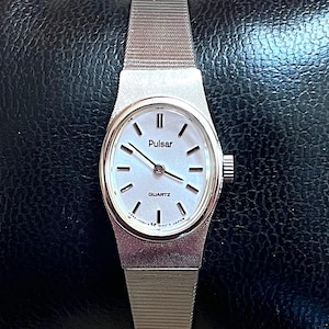 Pulsar V232-5010 vintage zilverkleurig dameshorloge (nieuwe batterij)
