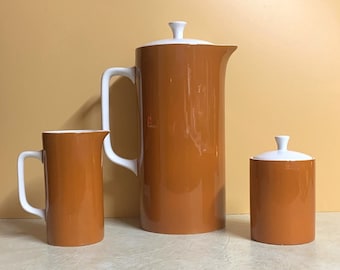 Set da caffè vintage Ironstone: caffettiera, lattiera e zuccheriera Tierra di Harmony House
