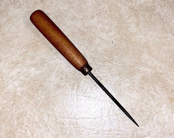 Vintage - 6.5" Ice Pick Tool w/wooden handle