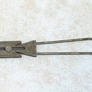 Vintage - 1930&#39;s Multi-purpose Sharpening & Cutting Tool Pat. No. 1749442