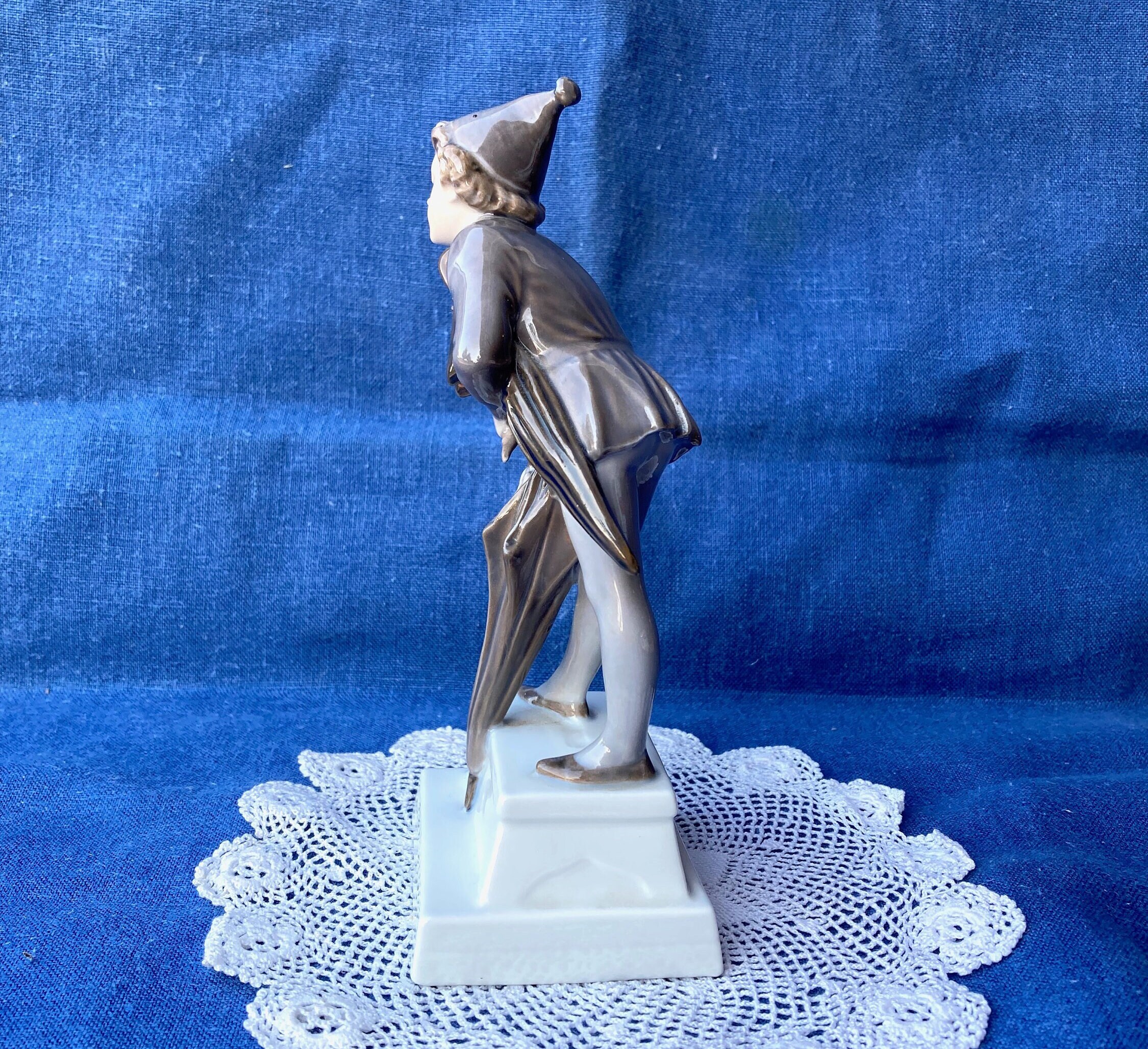 ヴィンテージ「サンドマン」磁器フィギュア #1129 ロイヤル