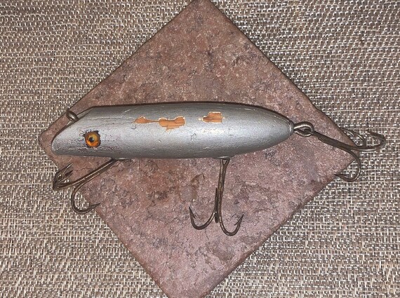 Ancien Leurre De Pêche En Bois Avec Yeux En Verre - Vintage Crankbait - Très Bon état