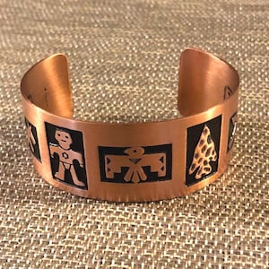 Vtg. Women&#39;s Southwestern Tribal Designs Copper Cuff Bracelet