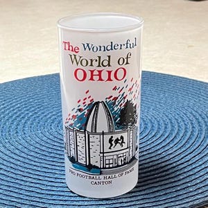 Vtg. 10 oz. Pro Football Hall of Fame Souvenir Glass
