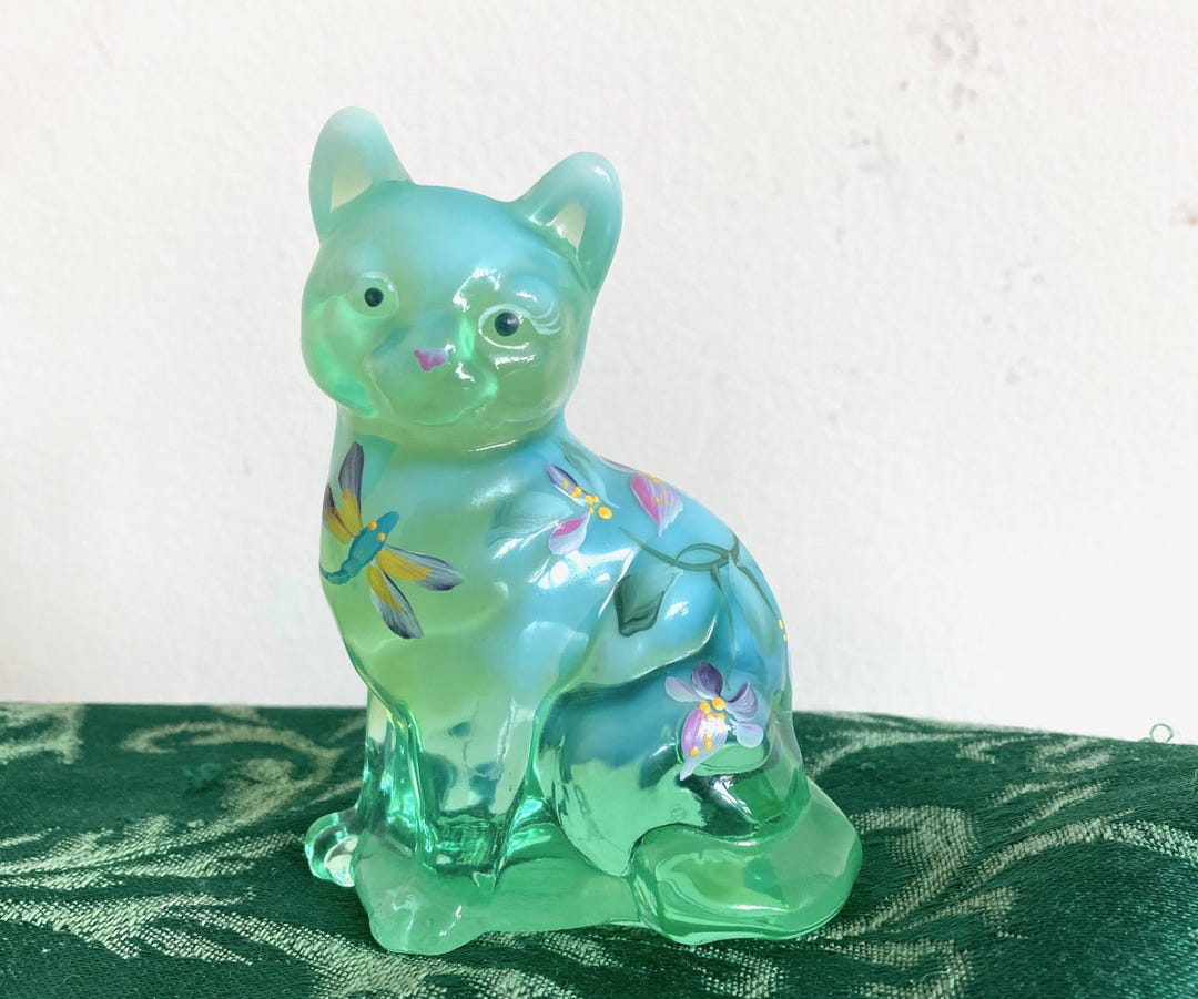 FENTON 花柄 CAT 眠り猫 フェントン ブルーオパールガラス 置物 FENTON 花柄 CAT キャット 猫 フェントン ブルーガラス 置物