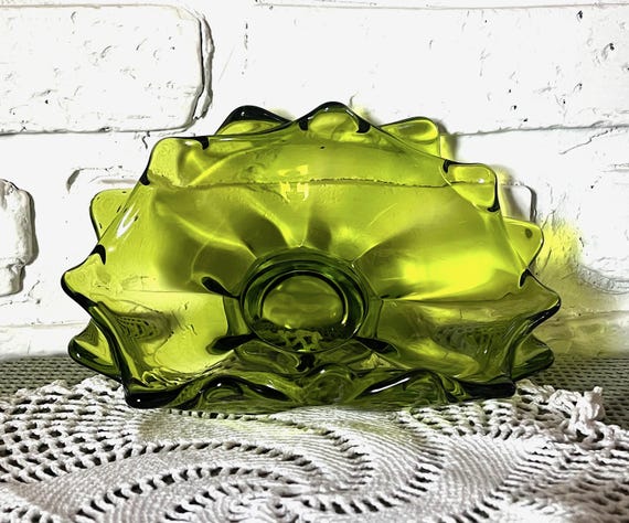 1960's Viking Epic Green Art Glass Ruffled, Pointed Edge, Footed