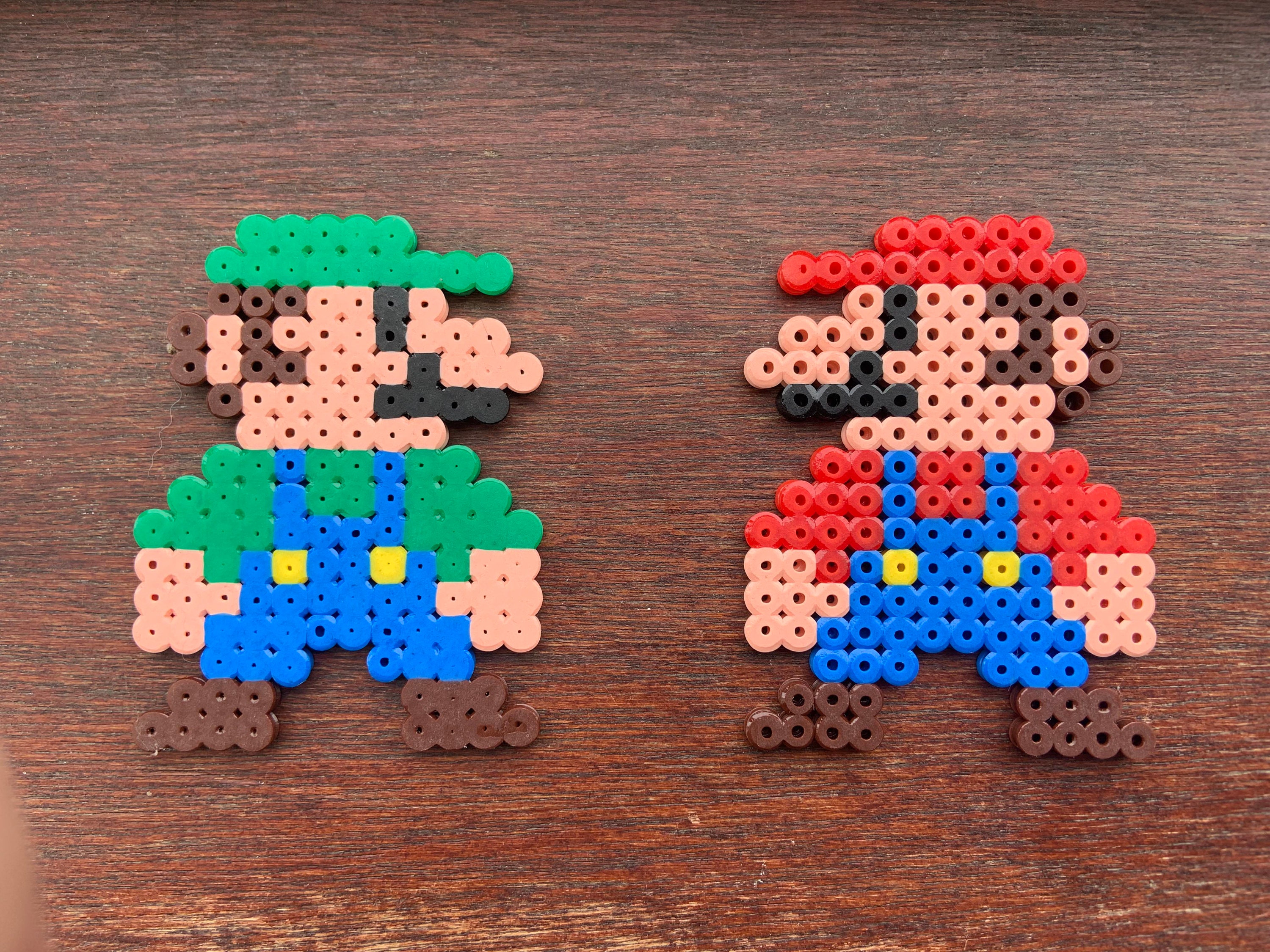Mario vs Luigi Wood Print by YapapaPriest - Pixels