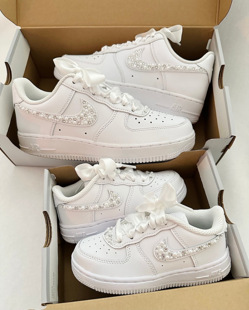 couple nike air force