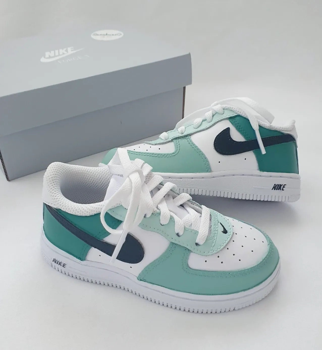 nike air force shadow black and white