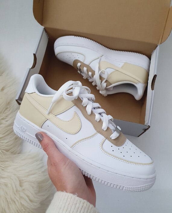 Nike Air Force 1 'Chai Latte' - Etsy België
