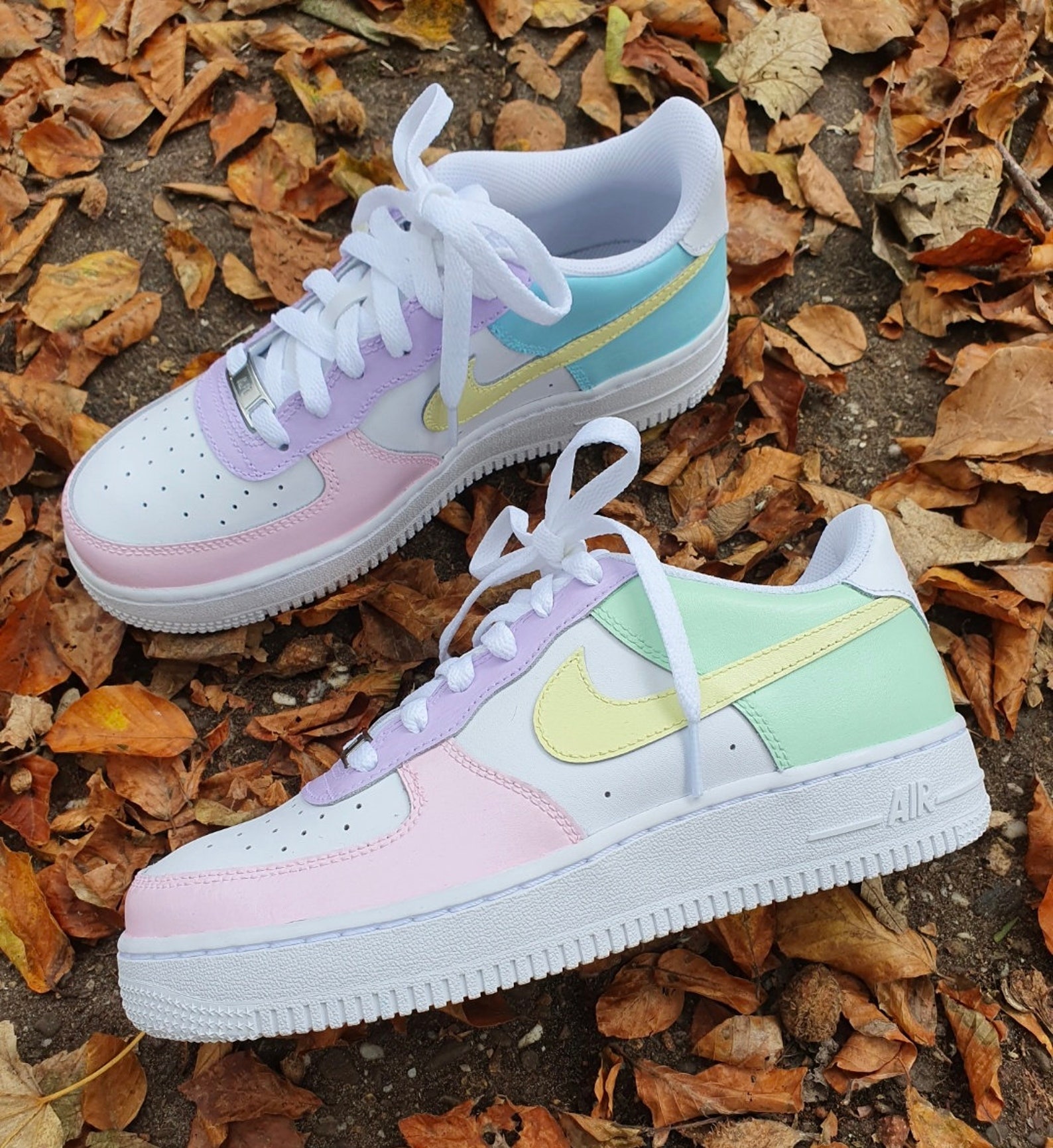 airforce nike pastel