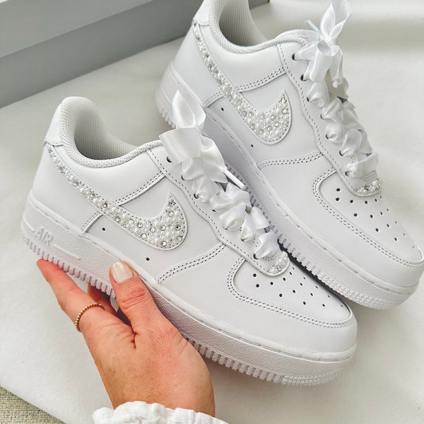 Nike Air Force 1 / Baskets de mariage / Baskets de mariée / Perle et strass / Baskets de mariage / Mariée / Cadeau de mariage