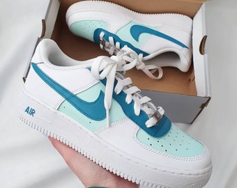 nike light blue air force
