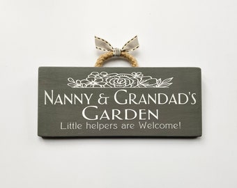 Wooden Garden Sign, Nanny and Grandad sign, Personalised garden sign, House warming gift, Gift for Grandparents, Family sign