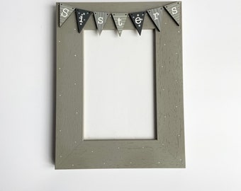 Sisters Photo Frame, Bunting letters, Wooden frame, Personalised frame