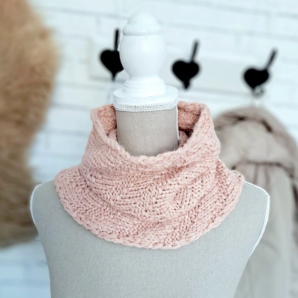 Kragenschal für Damen gestrickt, Loopschal rosa mit Alpaka, kleiner Loop handgestrickt altrosa