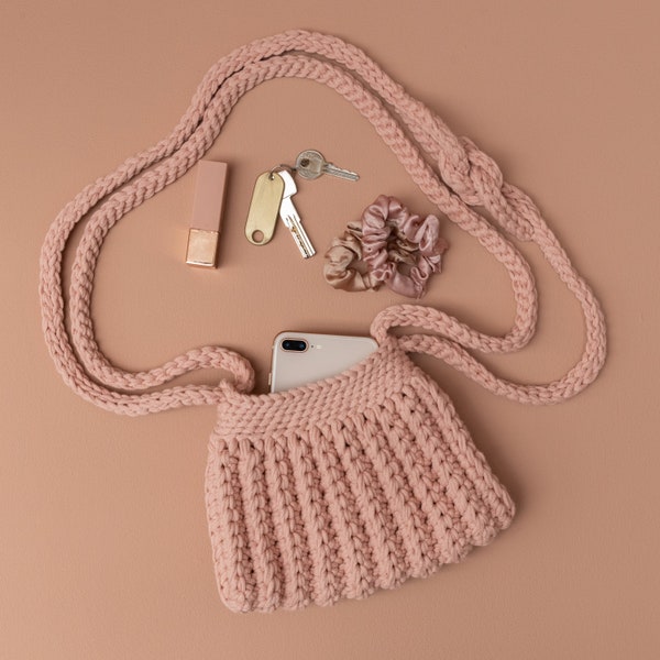 Yarn and Colors - Crochet Bag Purse Crossbody Bag PDF - Cool Crossbody Bag