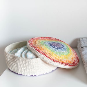 Yarn and Colors Crochet Basket pattern PDF Rainbow Basket image 3