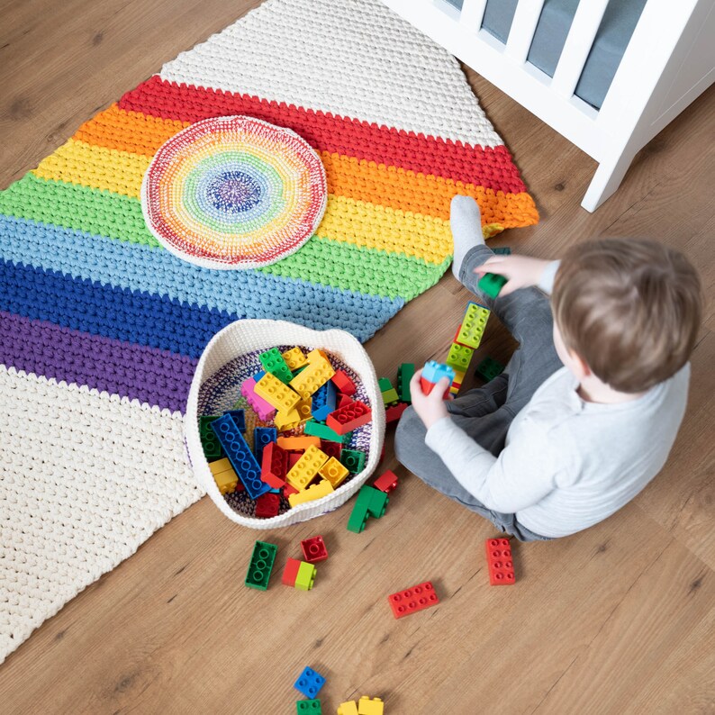 Yarn and Colors Crochet Basket pattern PDF Rainbow Basket image 4