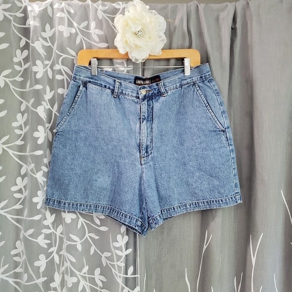HIGH WAIST SHORTS Vintage 90s/Y2K Limited Jeans U.S.A ~ Cotton Denim, Washed, Faded, Wide Leg, 5 Pocket, 32 waist, Made in Hong Kong