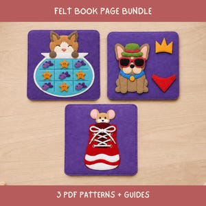 Puede incluir: Tres cuadrados de fieltro morado con diseños interactivos: un gato sobre un tablero de tres en raya con peces y estrellas, un perro con sombrero verde y gafas de sol con corona y pañuelo, y un ratón saliendo de una zapatilla roja y blanca.