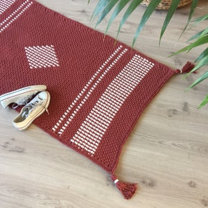 Crochet pattern rug with diamond CHECK MATE (pattern in Dutch)