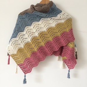 Crochet pattern scarf / wrap / shawl BLOSSOM (pattern in English and Dutch)