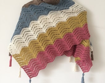 Crochet pattern scarf / wrap / shawl BLOSSOM (pattern in English and Dutch)