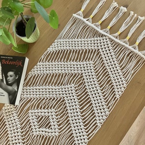 Macrame runner RIVER macrame pattern in Dutch image 6