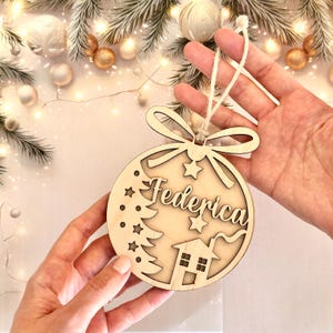 Pallina di Natale in Legno Personalizzata, Decorazione Albero di Natale, Regalo Famiglia, Regalo di Natale, Incisione Laser,Legno Intagliato