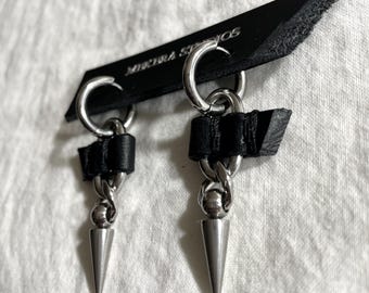 비상•飛翔•SOAR collection-Wings14 Leather Spike Earrings chain Grunge Punk Goth Gothic Art Jewelry Limited Edition Handcrafted