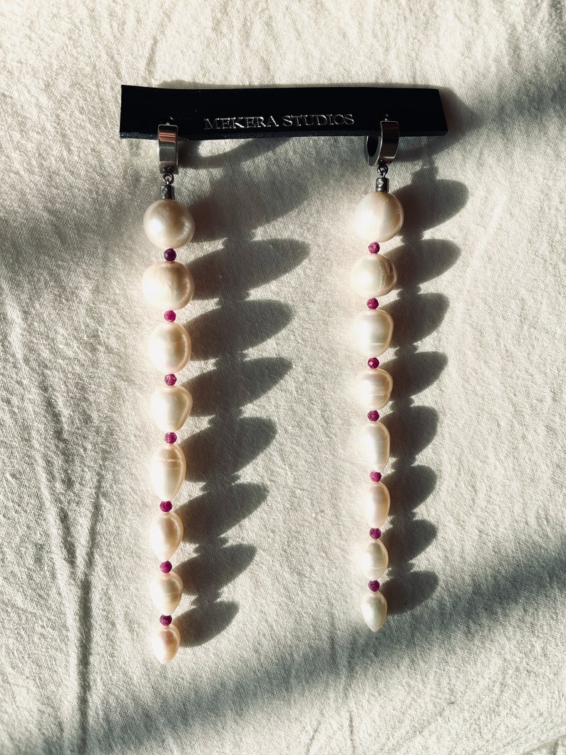 ES4 Boucles d'oreilles rubis perles longue chaîne Chaîne de corps fabriquée à la main en édition limitée de la collection Y MEKERA STUDIOS image 5