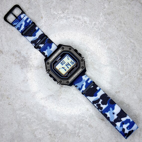 Casio Heavy Duty Illuminator Horloge met Ice Camo Nylon Strap | Etsy België